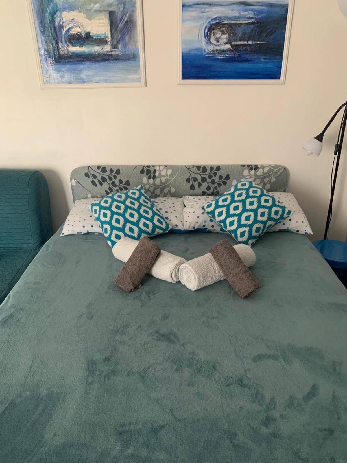Welcome In The Cozy Blue Nest Pedestrian Menton Extérieur photo